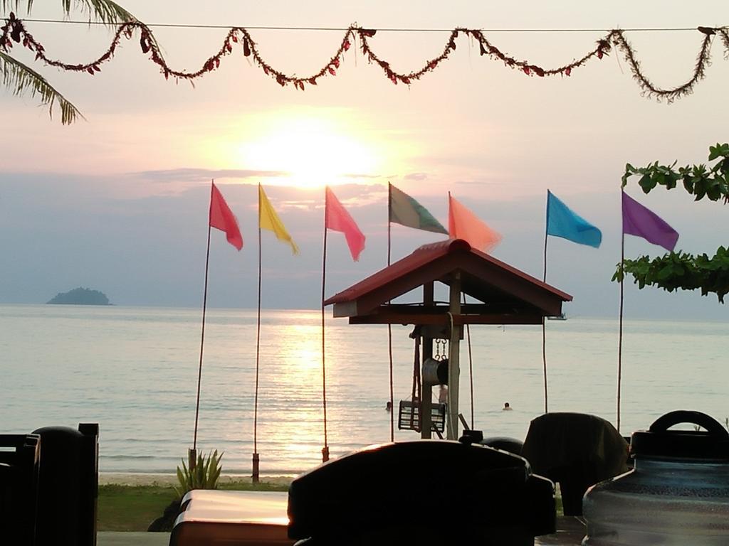 Happy Days Resort Koh Mak Buitenkant foto