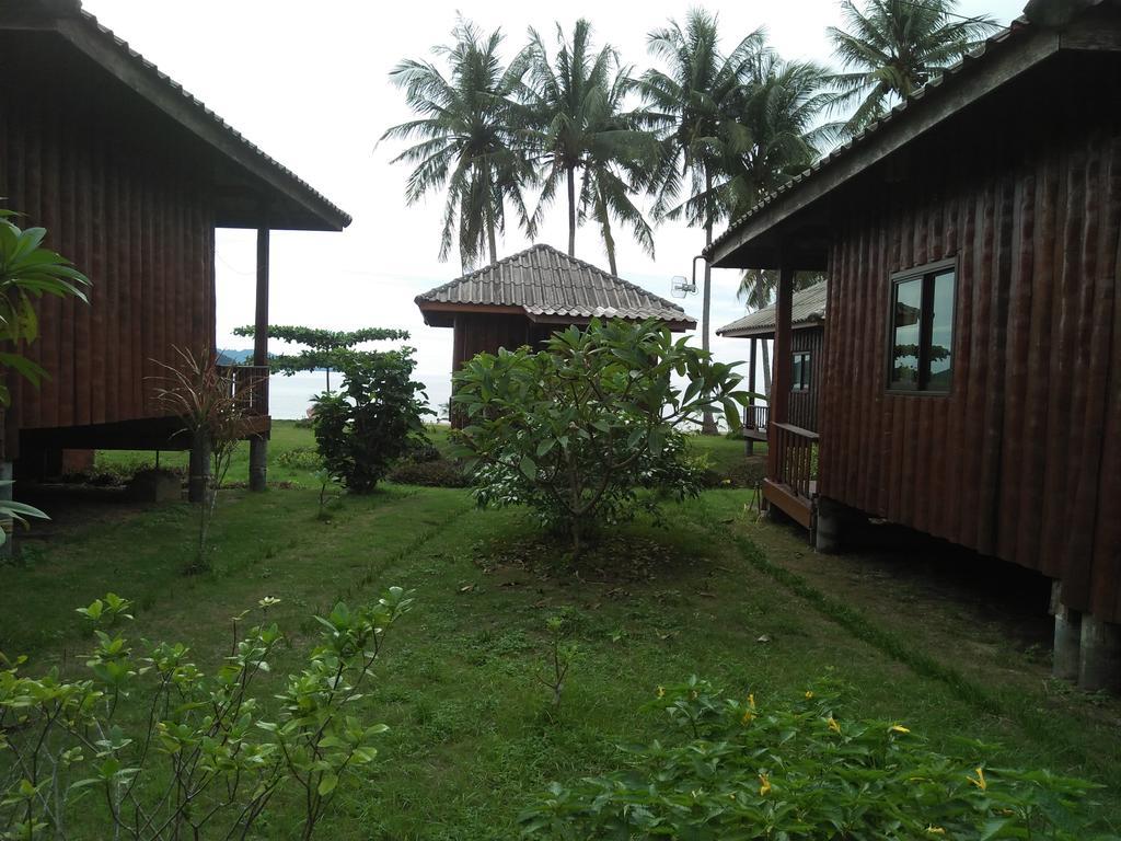 Happy Days Resort Koh Mak Buitenkant foto