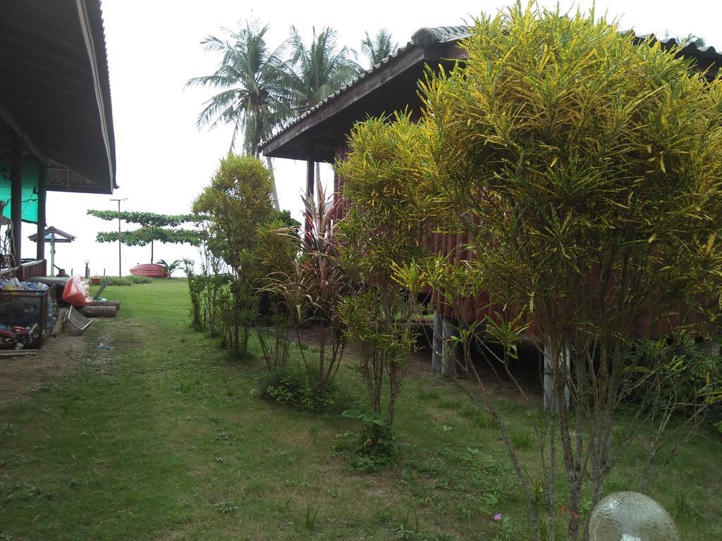 Happy Days Resort Koh Mak Buitenkant foto