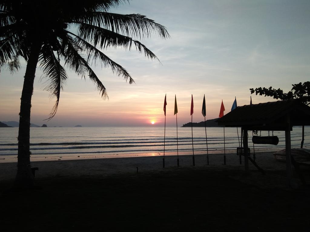 Happy Days Resort Koh Mak Buitenkant foto
